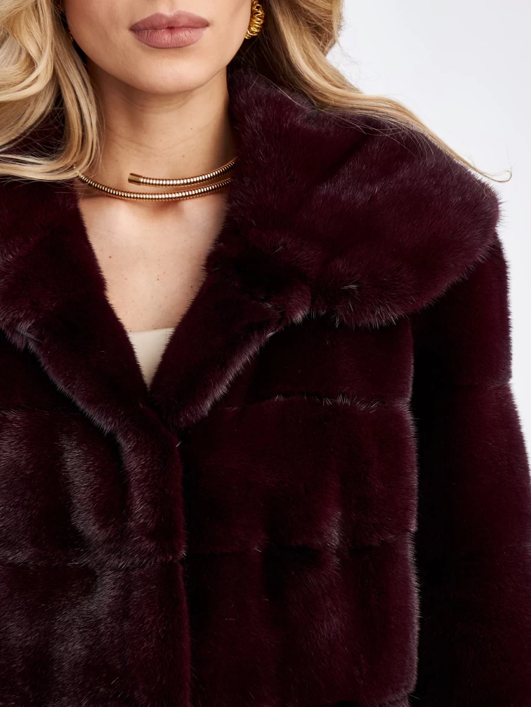 Длинная поперечная шуба из меха норки с капюшоном для женщин 2а(к), бордовая, размер 52, артикул 33850-5