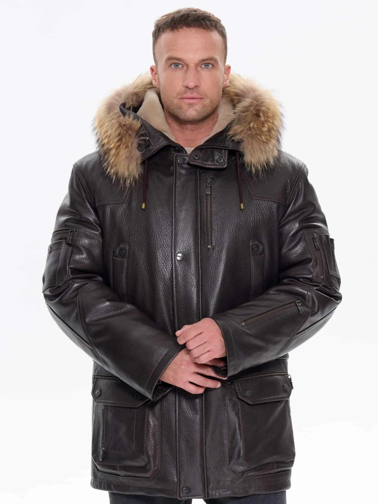 Утепленная мужская кожаная куртка аляска с мехом енота Алекс, коричневая, размер 52, артикул 40300-3