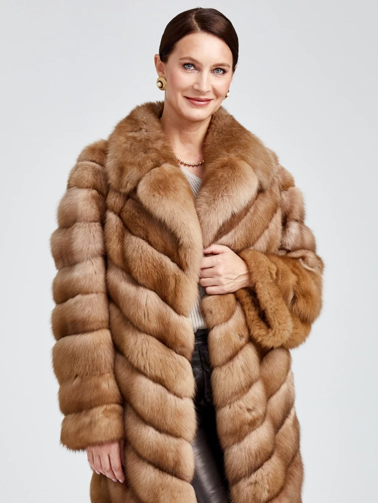 Шуба из меха соболя женская Элайн, светло-коричневая, размер 46, артикул 19180-0