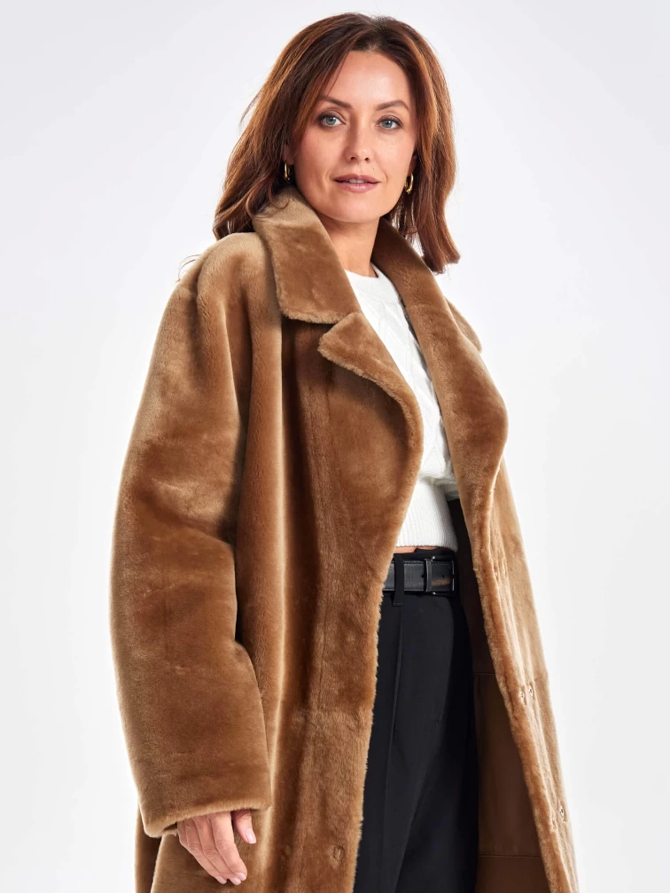 Двустороннее женское пальто из меховой овчины премиум класса 2030, коричневое, размер 44, артикул 63290-3