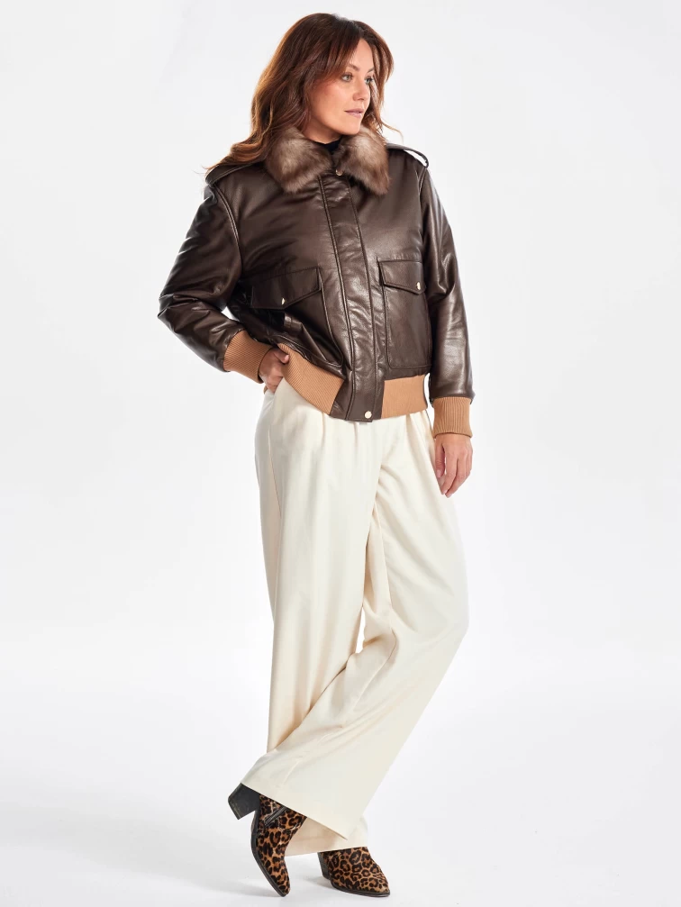 Женская утепленная куртка бомбер с воротником меха куницы премиум класса 3076, коричневая, размер 48, артикул 25520-1