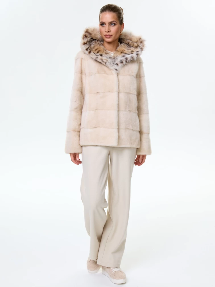 Куртка женская с капюшоном из меха норки и отделкой рысевидной кошкой Юля(к), жемчужная, размер 48, артикул 34140-1