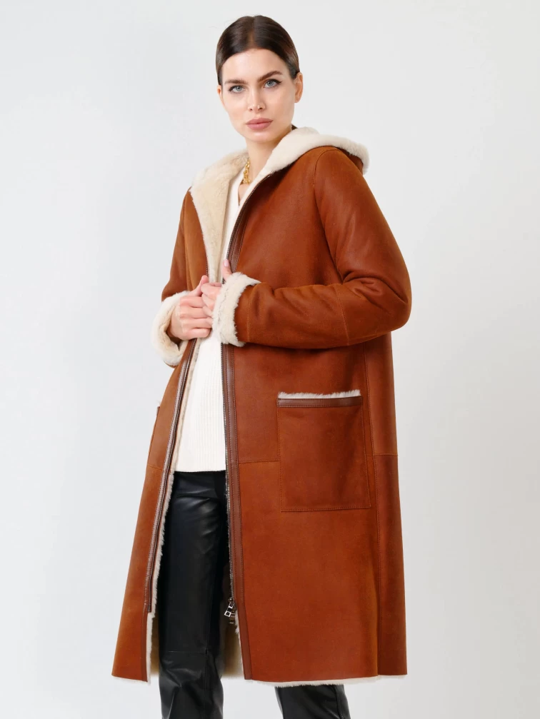 Женская длинная дубленка из керли с капюшоном 203, табачно-рыжая, размер 44, артикул 61741-0
