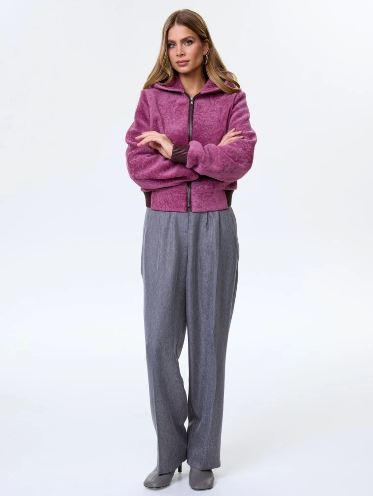 Короткая женская дубленка из астрагана с капюшоном премиум класса 57мех, сиреневая, размер 44, артикул 64240-6