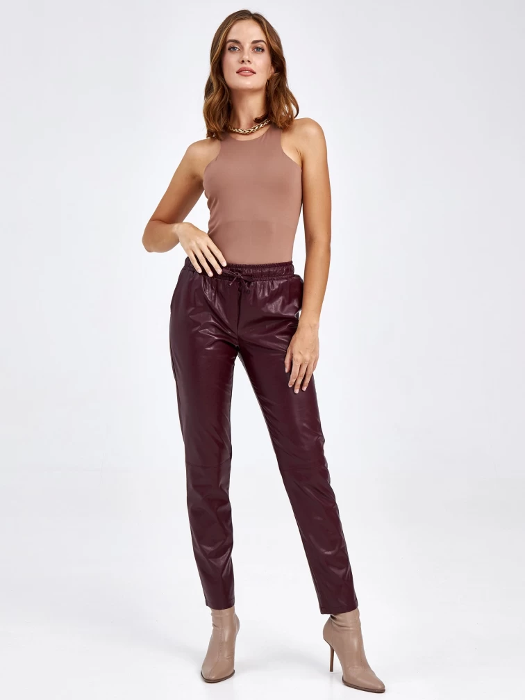 Женские кожаные брюки из экокожи 4616629, бордовые, размер 44, артикул 85630-0