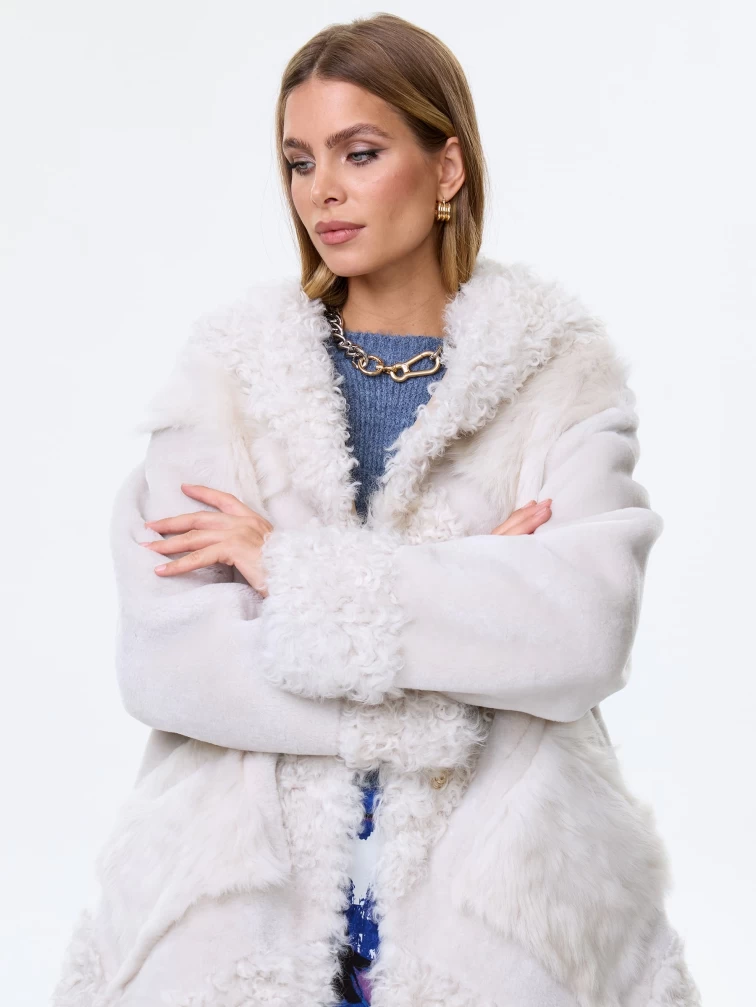 Женское полупальто из натуральной овчины с мехом тиградо премиум класса 2027, белое, размер 44, артикул 64410-3