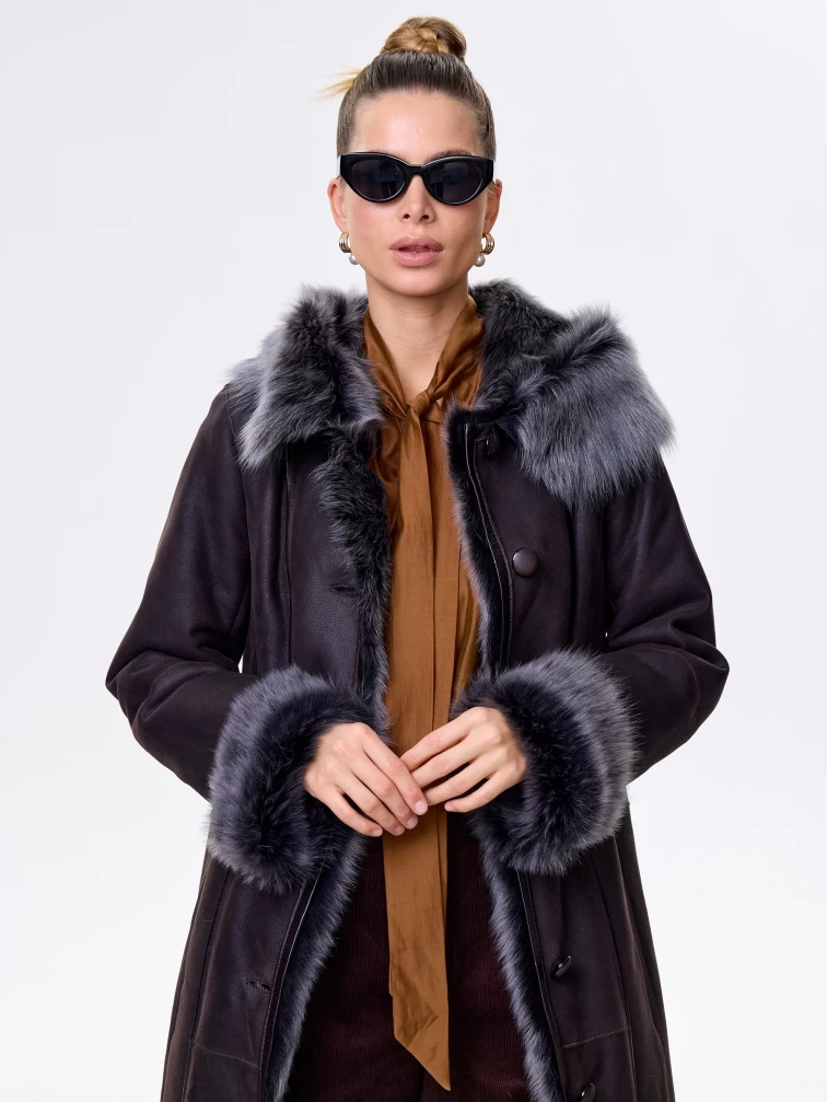 Длинная женская дубленка из тосканы с капюшоном 123нк, коричневая, размер 56, артикул 61483-3