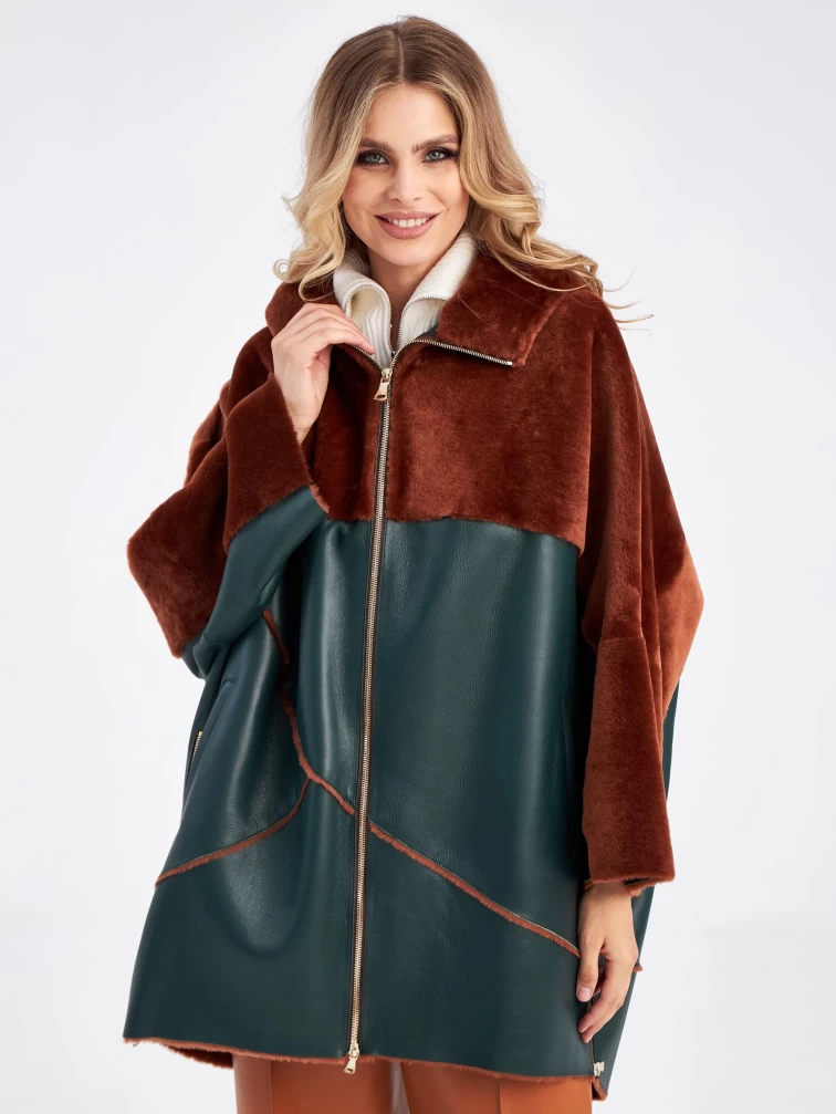 Короткая комбинированная женская дубленка с капюшоном премиум класса 2043, зеленая, размер 46, артикул 63170-1