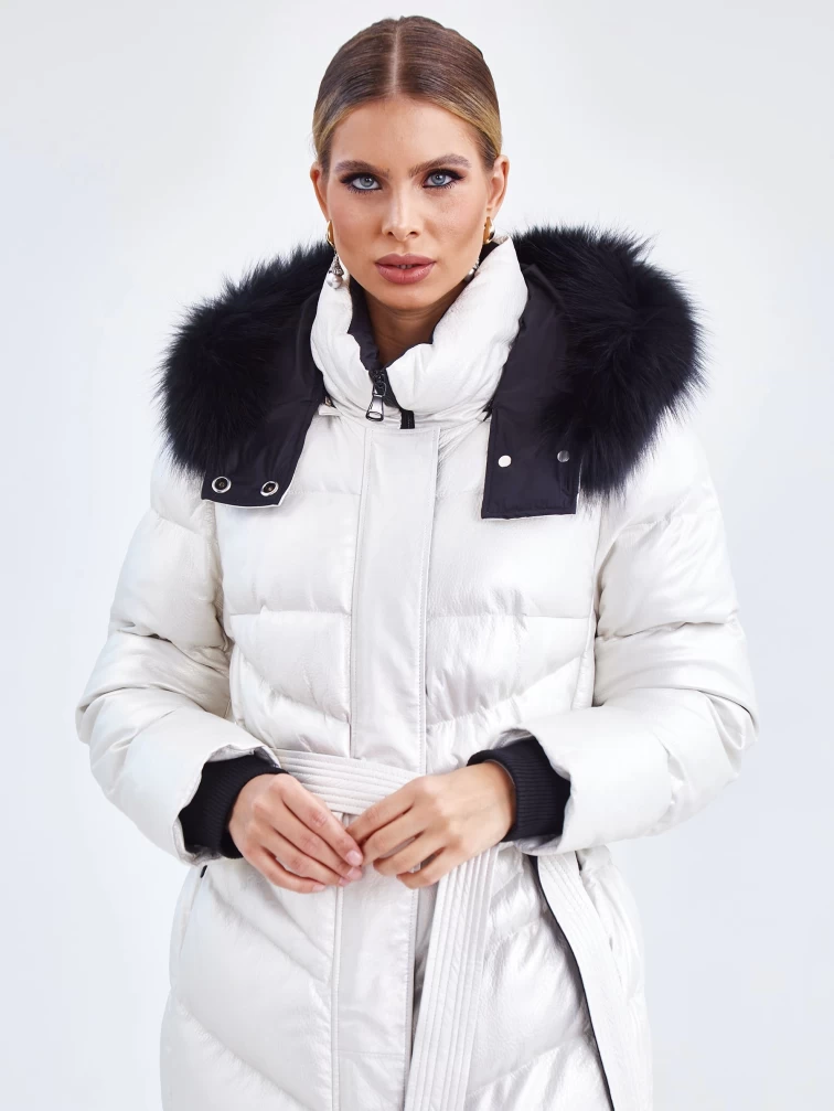 Длинный кожаный женский пуховик с меховым капюшоном премиум класса 3025, серебристый, размер 44, артикул 25390-3