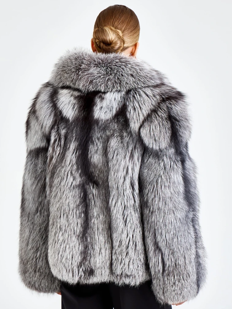 Женская короткая шуба из меха лисы Л1010-1045, серебристо-чёрная, размер 46, артикул 65500-5
