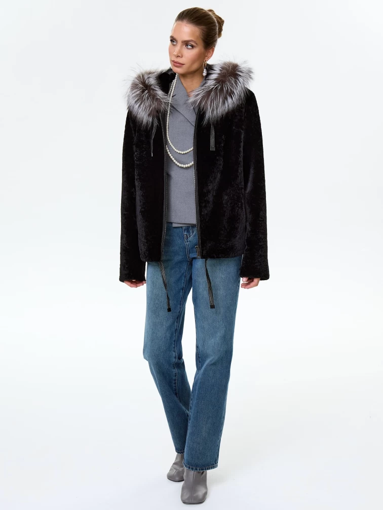 Короткая дубленка из астрагана с капюшоном и мехом песца для женщин 50мех, черная, размер 46, артикул 17570-1