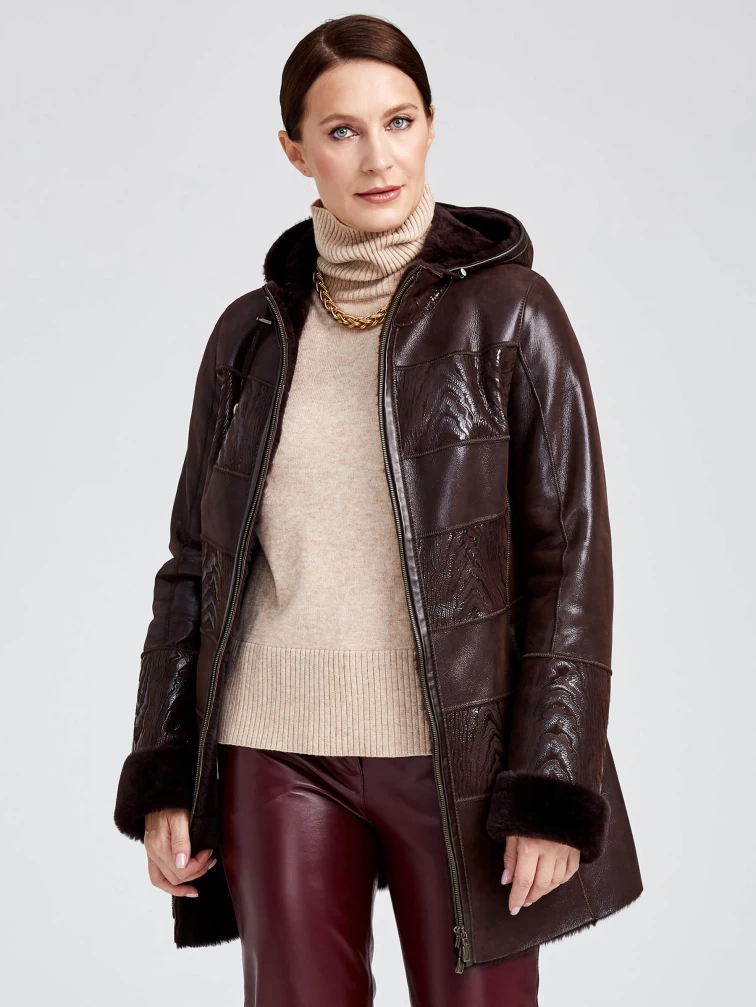 Короткая женская комбинированная дубленка с капюшоном 268, коричневая, размер 42, артикул 62360-5