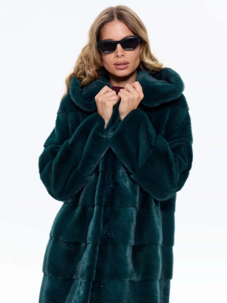 Зеленая норковая женская шуба с капюшоном 2а(к), размер 50, артикул 65490-0