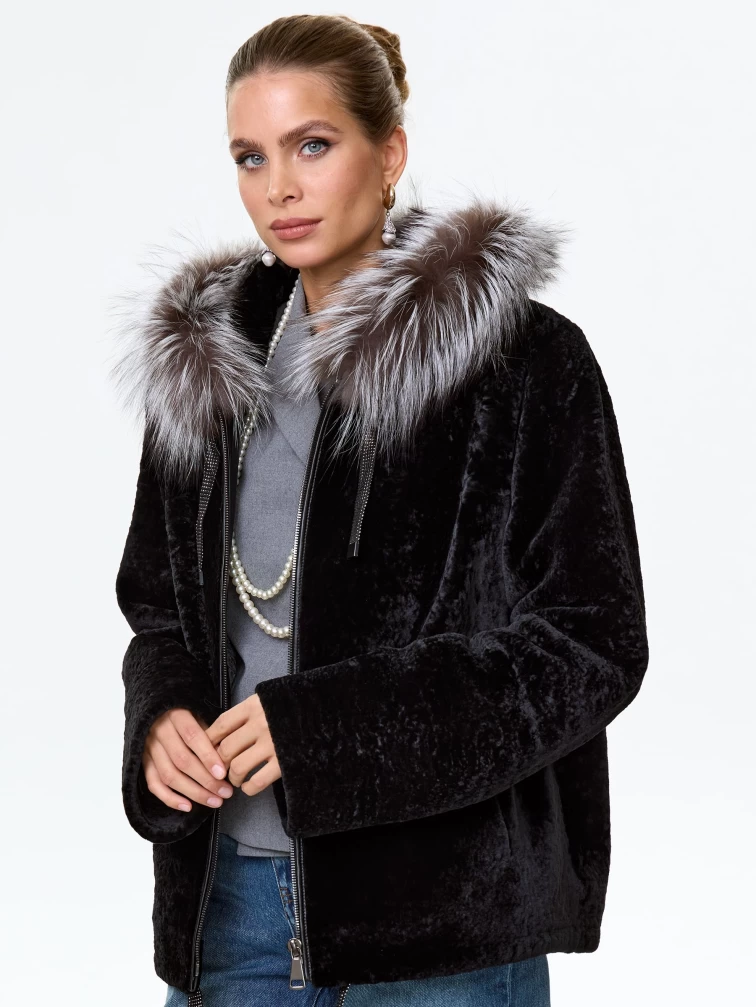 Короткая дубленка из астрагана с капюшоном и мехом песца для женщин 50мех, черная, размер 46, артикул 17570-3