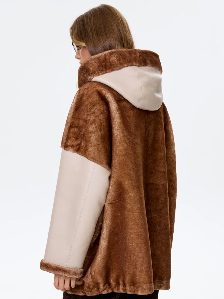 Женское полупальто с капюшоном из натуральной овчины астрагана премиум класса 2058, бежевое, размер 52, артикул 64360-5