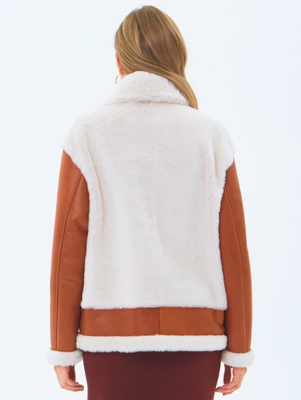 Короткая женская дубленка из натуральной овчины премиум класса 2066, виски, размер 44, артикул 64710-5