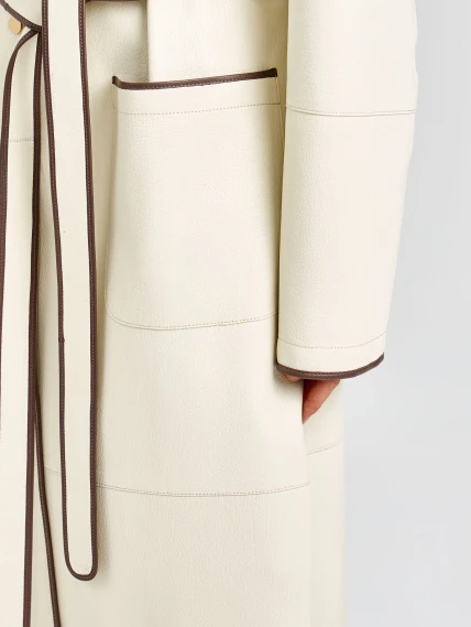 Белый женский кожаный плащ 3104, размер 48, артикул 92140-2