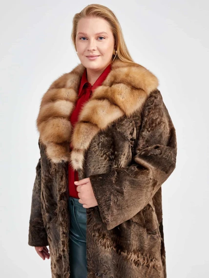 Шуба женская из меха каракуля с мехом куницы Екатерина(вк), коричневая сур, размер 54, артикул  22740-6