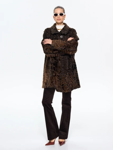 Короткая женская шуба из меха каракульчи Лиза, коричневая, размер 60, артикул 65570-0