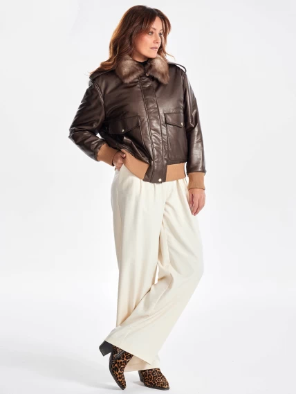 Женская утепленная куртка бомбер с воротником меха куницы премиум класса 3076, коричневая, размер 48, артикул 25520-1