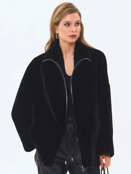 Короткая женская дубленка из астрагана на молнии 2065, черная, размер 48, артикул 64680-1