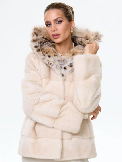 Норковая шуба женская с капюшоном и отделкой рысевидной кошкой Юля(к), жемчужная, размер 48, артикул 34130-0
