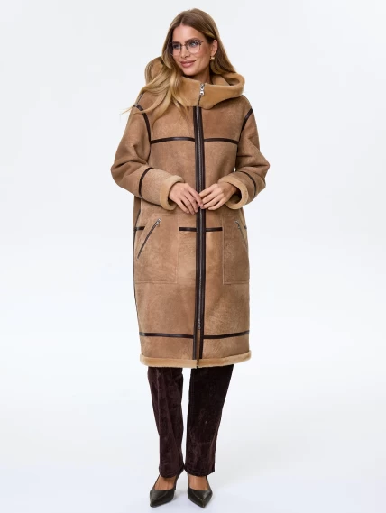 Длинная дубленка с объемным капюшоном для женщин премиум класса 2061, светло-коричневая, размер 44, артикул 64220-1