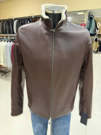 Коричневая короткая мужская кожаная дубленка премиум класса 564мех-0