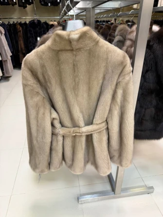 Короткая женская норковая шуба М-102-2252-1